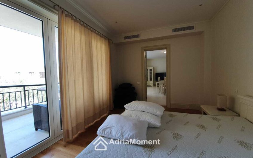 Самая низкая цена в Porto Montenegro. Квартира с 2-мя спальнями
