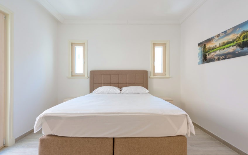 Lustica Bay Marina Village — готовая квартира с 2-мя спальнями