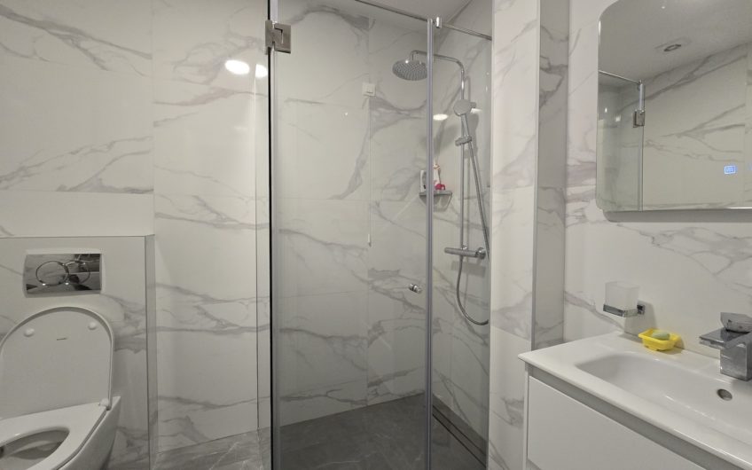 Квартира-дуплекс в Allure hotel — строгий центр Будвы