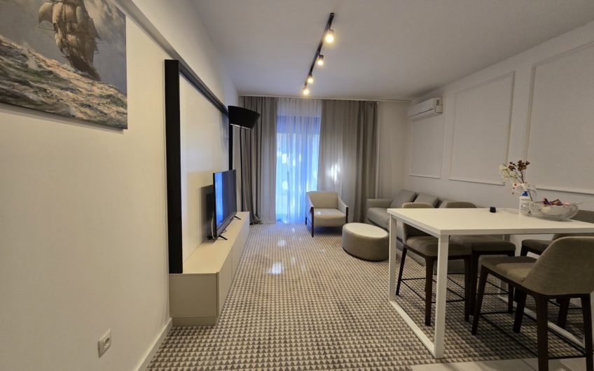 Квартира-дуплекс в Allure hotel — строгий центр Будвы