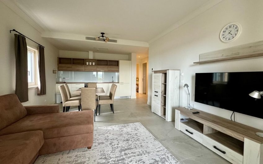 Lustica Bay — продажа квартиры с 2-мя спальнями в Centrale