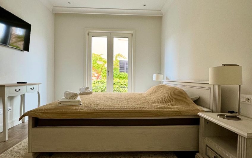 Lustica Bay — продажа квартиры с 2-мя спальнями в Centrale