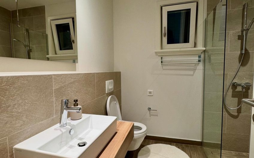 Lustica Bay — продажа квартиры с 2-мя спальнями в Centrale