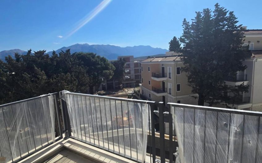 Luštica Bay Centrale — Cтудия в доме с бассейном