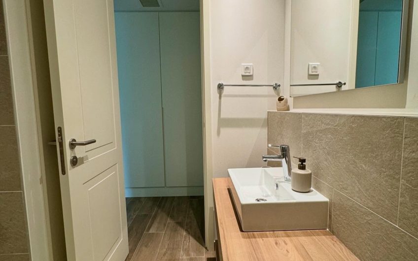 Lustica Bay — продажа квартиры с 2-мя спальнями в Centrale