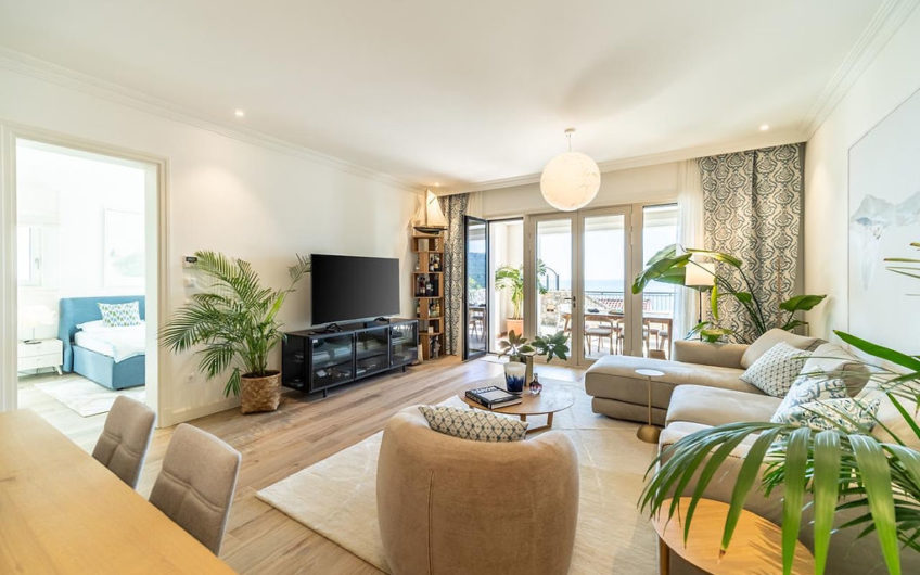 Люксовый апартамент с 2 спальнями в Lustica Bay Marina Village