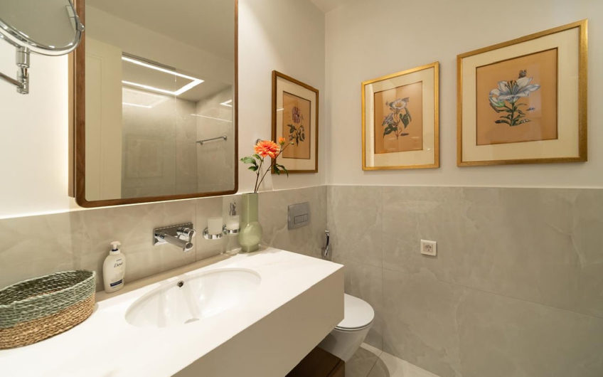 Люксовый апартамент с 2 спальнями в Lustica Bay Marina Village