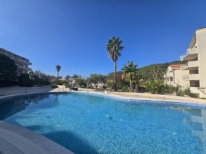 20251015 105908 300x225 - Luxury apartment in a complex with a pool - Pržno