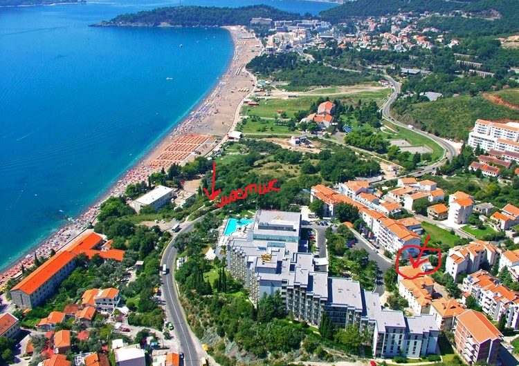 Продается 3-х этажный дом в Бечичах — 7 апартаментов